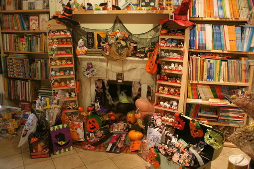 Imperia: anche quest'anno la Libreria Ragazzi festeggia Halloween