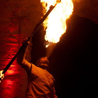 Halloween all’insegna del mistero con lo Speciale Ghost Tour Triora e le coreografie con il fuoco degli Iannàtampé