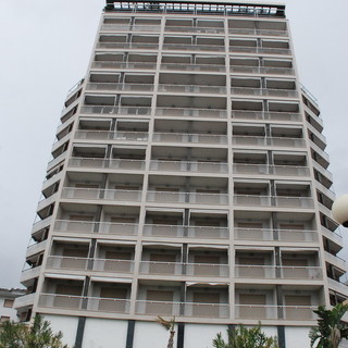 Arma di Taggia: depositato il progetto per trasformare altri due piani dell'ex hotel Vittoria Arma di Taggia: depositato il progetto per trasformare altri due piani dell'ex hotel Vittoria