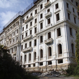 Sanremo: vendita dell’Hotel Astoria, interviene la proprietà: “Non è abbandonato e la struttura è in vendita a una cifra più alta” Sanremo: vendita dell’Hotel Astoria, interviene la proprietà: “Non è abbandonato e la struttura è in vendita a una cifra più alta”