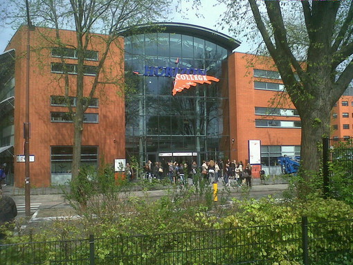 Gli studenti del Fermi, Polo e Montale di Ventimiglia e Bordighera in visita una settimana ad Alkmaar in Olanda Gli studenti del Fermi, Polo e Montale di Ventimiglia e Bordighera in visita una settimana ad Alkmaar in Olanda