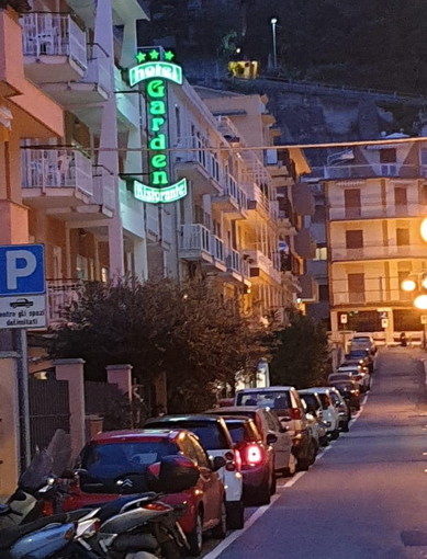 Laigueglia: isolamento per l'hotel Garden dove è morta una donna, cause naturali ma aveva il Coronavirus