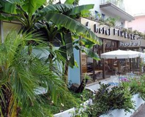 Ristorante Luisa presso Hotel Firenze di Ospedaletti: una precisazione in ordine al menù