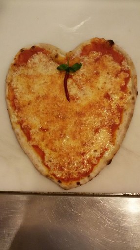 Sanremo: anche questo weekend da Habanero speciale promozione pizze + calzone alla Nutella in omaggio Sanremo: anche questo weekend da Habanero speciale promozione pizze + calzone alla Nutella in omaggio