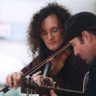 Ventimiglia: Martin hayes e Dennis Cahill in concerto ai Giardini Hanbury