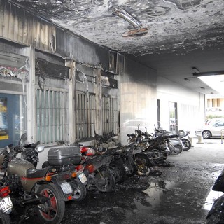 Imperia: moto e scooter a fuoco questa notte in via Brea