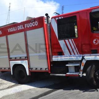 Borghetto d'Arroscia: moto prende fuoco dopo un incidente, intervento di 118 e Vigili del Fuoco tra Gavenola e Leverone
