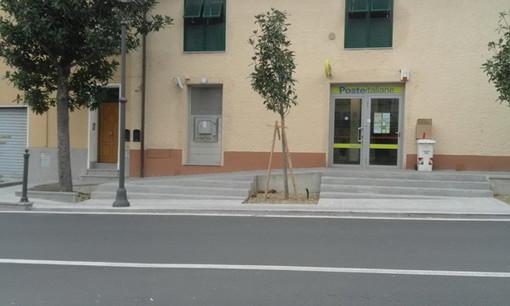 Taggia: bufera sulle opere di rifacimento di via Spinola e via Curlo. L'azienda: "Il Comune ci deve 150mila euro"