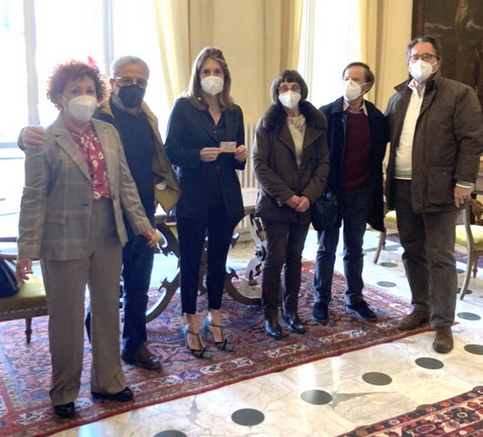 Ventimiglia: Ferrovia delle Meraviglie, ieri l'incontro tra l'associazione Agb e l'Onorevole Paita Ventimiglia: Ferrovia delle Meraviglie, ieri l'incontro tra l'associazione Agb e l'Onorevole Paita