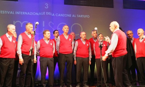 Montà (CN): grande successo per la terza edizione del Festival Internazionale della Canzone al tartufo