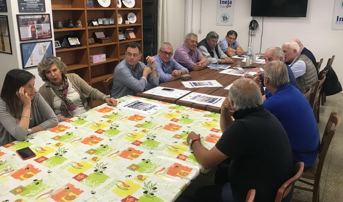 Imperia: ieri sera incontro del candidato Claudio Scajola con il Comitato San Giovanni Imperia: ieri sera incontro del candidato Claudio Scajola con il Comitato San Giovanni