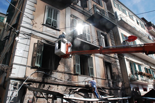 Sanremo: attentato incendiario al Big Ben, ancora nessun risarcimento ai condomini Sanremo: attentato incendiario al Big Ben, ancora nessun risarcimento ai condomini