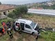 Sanremo: finisce in una fascia mentre effettua una manovra con l'auto, uomo lievemente ferito (Foto)