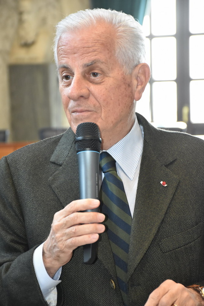 Elezioni Imperia, Polis: “Nel 2018 trovati i conti del Comune sfasciati, con Claudio Scajola proseguiranno risanamento e investimenti” Elezioni Imperia, Polis: “Nel 2018 trovati i conti del Comune sfasciati, con Claudio Scajola proseguiranno risanamento e investimenti”