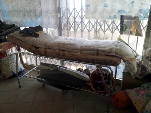 Ventimiglia: ecco le immagini esclusive dell'interno del presidio 'No Border', l'organizzazione degli attivisti Ventimiglia: ecco le immagini esclusive dell'interno del presidio 'No Border', l'organizzazione degli attivisti