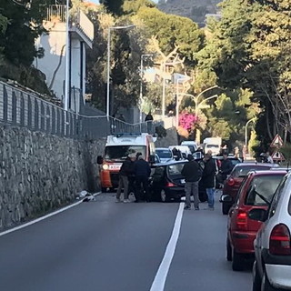 San Lorenzo al Mare: incidente sull'Aurelia al bivio per Civezza, due feriti portati in ospedale (Foto) San Lorenzo al Mare: incidente sull'Aurelia al bivio per Civezza, due feriti portati in ospedale (Foto)