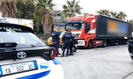 Sanremo: incidente mortale di questa mattina, la nostra lettrice Teresa aveva già segnalato la pericolosità della presenza delle scuole