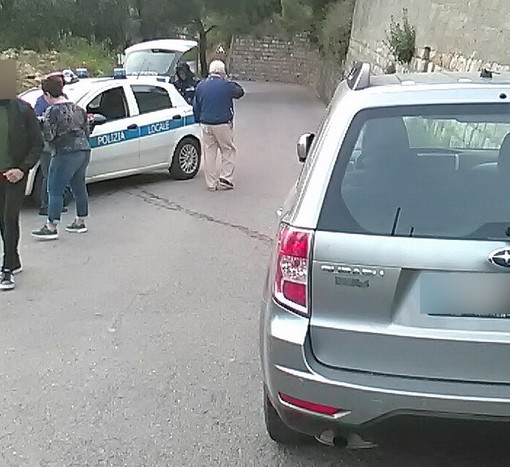 Sanremo: lieve incidente in strada San Giacomo sopra il campo Golf, intervento della Polizia Municipale (Foto)