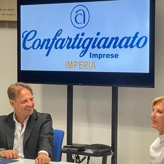 L'Assessore regionale Marco Scajola ha incontrato i rappresentanti provinciali di Confartigianato L'Assessore regionale Marco Scajola ha incontrato i rappresentanti provinciali di Confartigianato