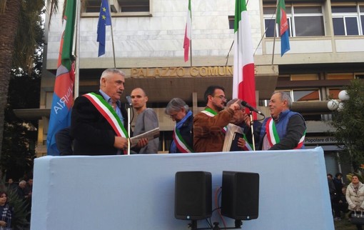 Diano Marina: intervento di Rifondazione Comunista dopo la manifestazione “Non è che stiamo perdendo la testa?"