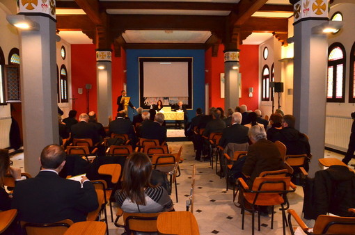 Dopo 10 anni la Commissione Europea degli Ordini dei Medici è tornata a riunirsi oggi a Sanremo Dopo 10 anni la Commissione Europea degli Ordini dei Medici è tornata a riunirsi oggi a Sanremo