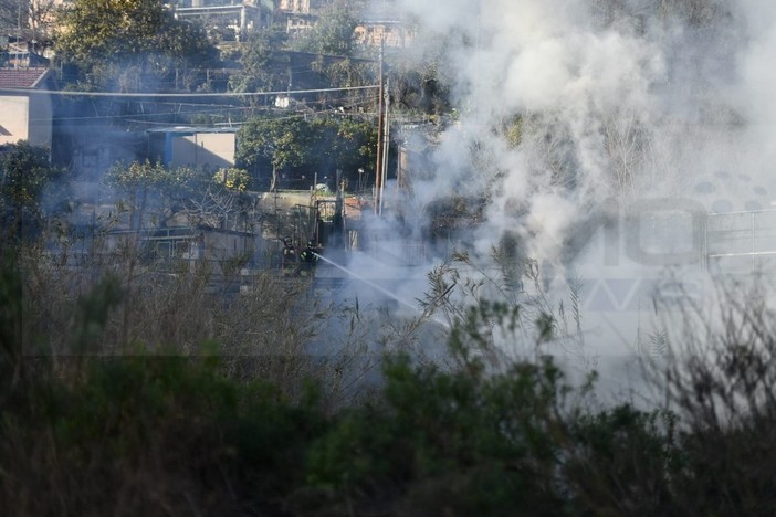 Camporosso: incendio boschivo nella zona di Ciaixe, sul posto Vigili del Fuoco e Volontari
