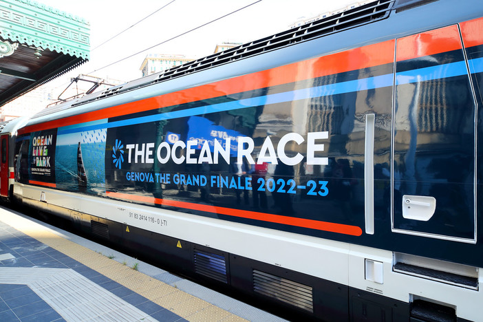 L'Intercity con le immagini di Ocean Race L'Intercity con le immagini di Ocean Race