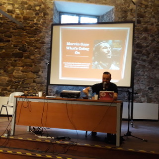 Sanremo: ieri per '68 e dintorni' un incontro con Radiomandrake su ‘Talking About Revolution’ Sanremo: ieri per '68 e dintorni' un incontro con Radiomandrake su ‘Talking About Revolution’