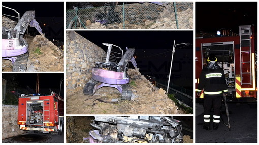 Sanremo: escavatore distrutto da un incendio in strada San Pietro, intervento dei Vigili del Fuoco Sanremo: escavatore distrutto da un incendio in strada San Pietro, intervento dei Vigili del Fuoco