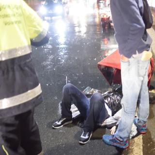 Sanremo: auto investe una donna in corso Cavallotti di fronte a Villa Nobel, portata in ospedale (Foto) Sanremo: auto investe una donna in corso Cavallotti di fronte a Villa Nobel, portata in ospedale (Foto)