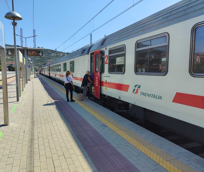 Intercity 505 Ventimiglia-Roma, assessore Scajola: “Dal 29 settembre riprenderà il percorso originario”