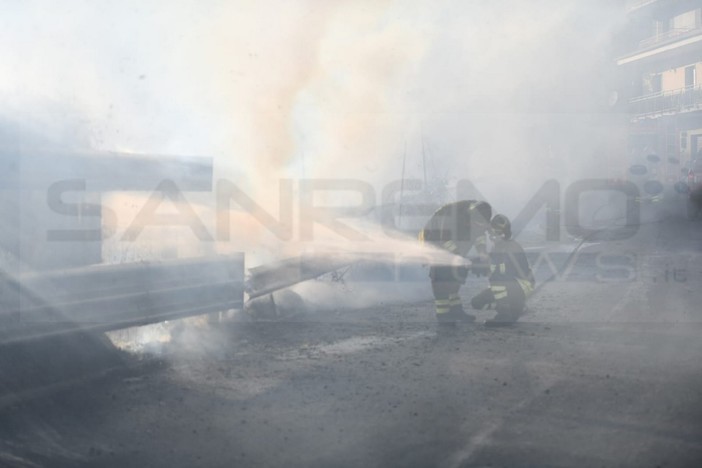 Da lunedì prossimo stop allo stato di pericolosità per gli incendi boschivi su tutto il territorio regionale Da lunedì prossimo stop allo stato di pericolosità per gli incendi boschivi su tutto il territorio regionale