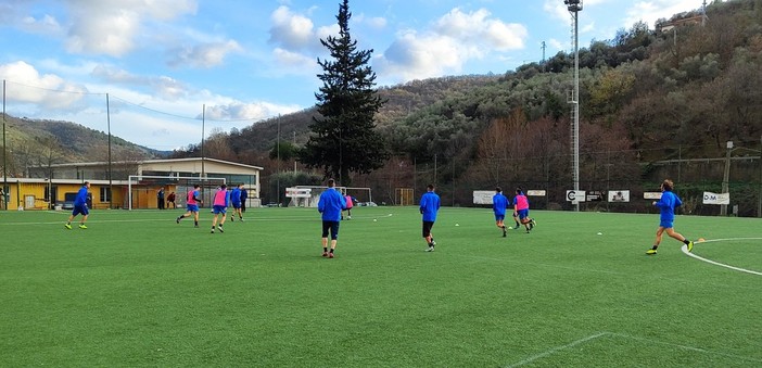 Calcio: buona la prima per l'Imperia che si impone (2-1) a Serra Riccò in Coppa Italia
