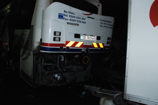 Sanremo: in parte su un pullman RT e in parte in un albergo i romeni bloccati dall'incendio