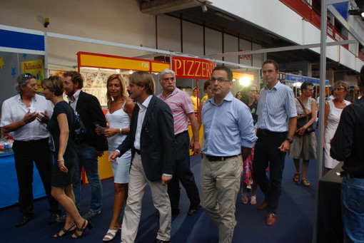 Sanremo: taglio del nastro al Moac, si alza il sipario sulla Mostra Mercato dell’Artigianato che proseguirà fino al 28 agosto