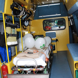 Arma di Taggia: parto in ambulanza durante il trasporto in ospedale, la bimba aveva fretta di nascere