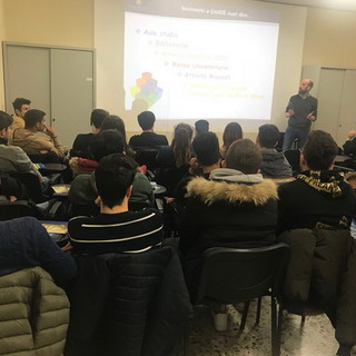 Una piccola anteprima dell’università per gli studenti del corso Geometri-CAT del 'Fermi' di Ventimiglia Una piccola anteprima dell’università per gli studenti del corso Geometri-CAT del 'Fermi' di Ventimiglia