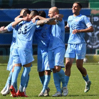 Calcio, la Sanremese fa suo il derby contro l'Imperia: sbancato il 'Ciccione' per 2-0 (Foto e Interviste)