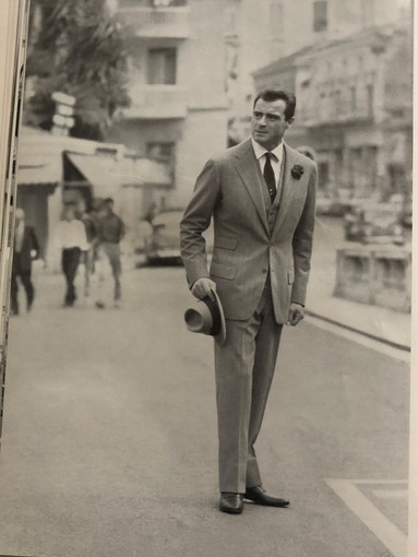 Il Casinò di Sanremo rende omaggio alla storia della moda con il “Festival dell’Alta Sartoria ecosostenibile italiana” Il Casinò di Sanremo rende omaggio alla storia della moda con il “Festival dell’Alta Sartoria ecosostenibile italiana”