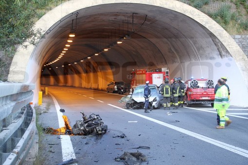 Sanremo: spaventoso incidente di ieri sull'Aurelia Bis, positivo all'alcol il 19enne gravemente ferito