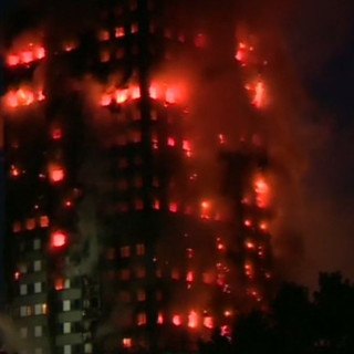 Londra: incendio al grattacielo nella zona Ovest, la sanremese Stefania Rulfi vicino all'inferno di stanotte
