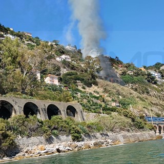 L'incendio nella zona delle Calandre L'incendio nella zona delle Calandre