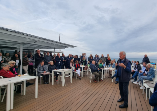 Incontro tra Claudio Scajola e i candidati consiglieri: "Noi parliamo di fatti e programmi, le polemiche le lasciamo ad altri"