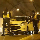 Sanremo: tamponamento in Aurelia Bis, gravi danni alle auto ma per fortuna nessun ferito (Foto) Sanremo: tamponamento in Aurelia Bis, gravi danni alle auto ma per fortuna nessun ferito (Foto)