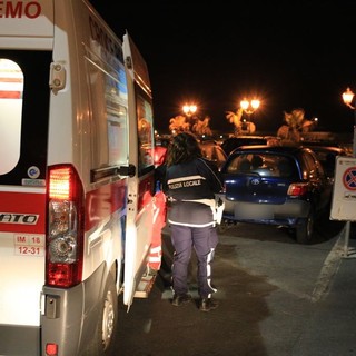 Sanremo: investita mentre fa jogging in un luogo buio di piazzale Vesco, 50enne portata in ospedale (Foto)