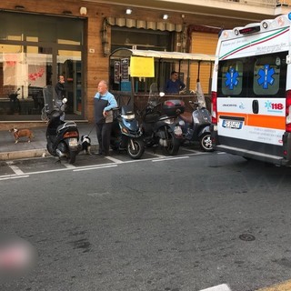 Sanremo: investimento pedonale in via Martiri della Libertà, un uomo portato in ospedale (Foto)