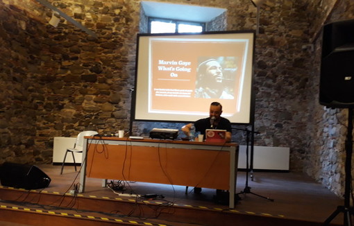 Sanremo: ieri per '68 e dintorni' un incontro con Radiomandrake su ‘Talking About Revolution’ Sanremo: ieri per '68 e dintorni' un incontro con Radiomandrake su ‘Talking About Revolution’