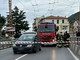 Ventimiglia: malore in auto, 49enne perde il controllo del mezzo. Strada chiusa e lunghe code (Foto)