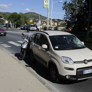 Imperia: grave incidente stradale in via Garibaldi, investita una anziana da una Fiat Panda Imperia: grave incidente stradale in via Garibaldi, investita una anziana da una Fiat Panda