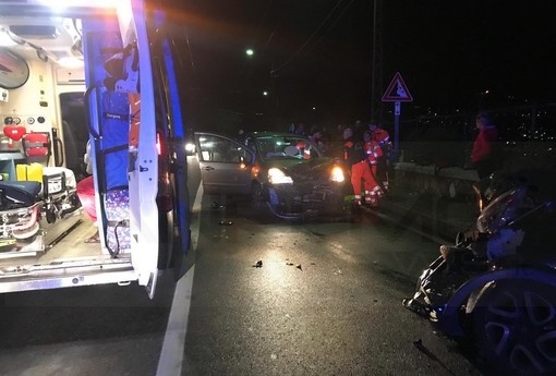 Sanremo: incidente nella notte a Bussana, motociclista trasportato al Santa Corona in gravi condizioni